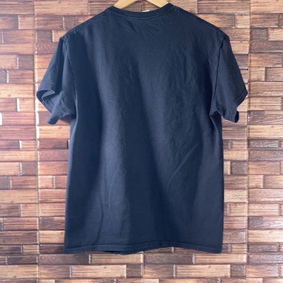 Unisex Gildan YSIV Logic Graphic Band T-Shirt Medium Black Photo - Picture 2 of 8